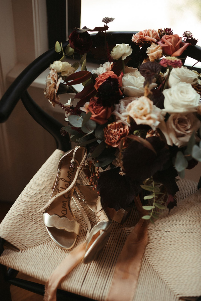 Dark bridal bouquet
